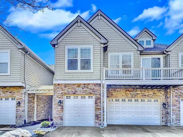 365 Lake Ave Unit E, Wauconda, IL 60084