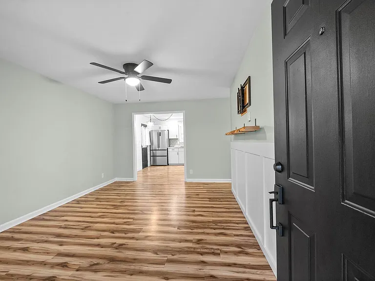 514 Gainey Dr — Photo 4