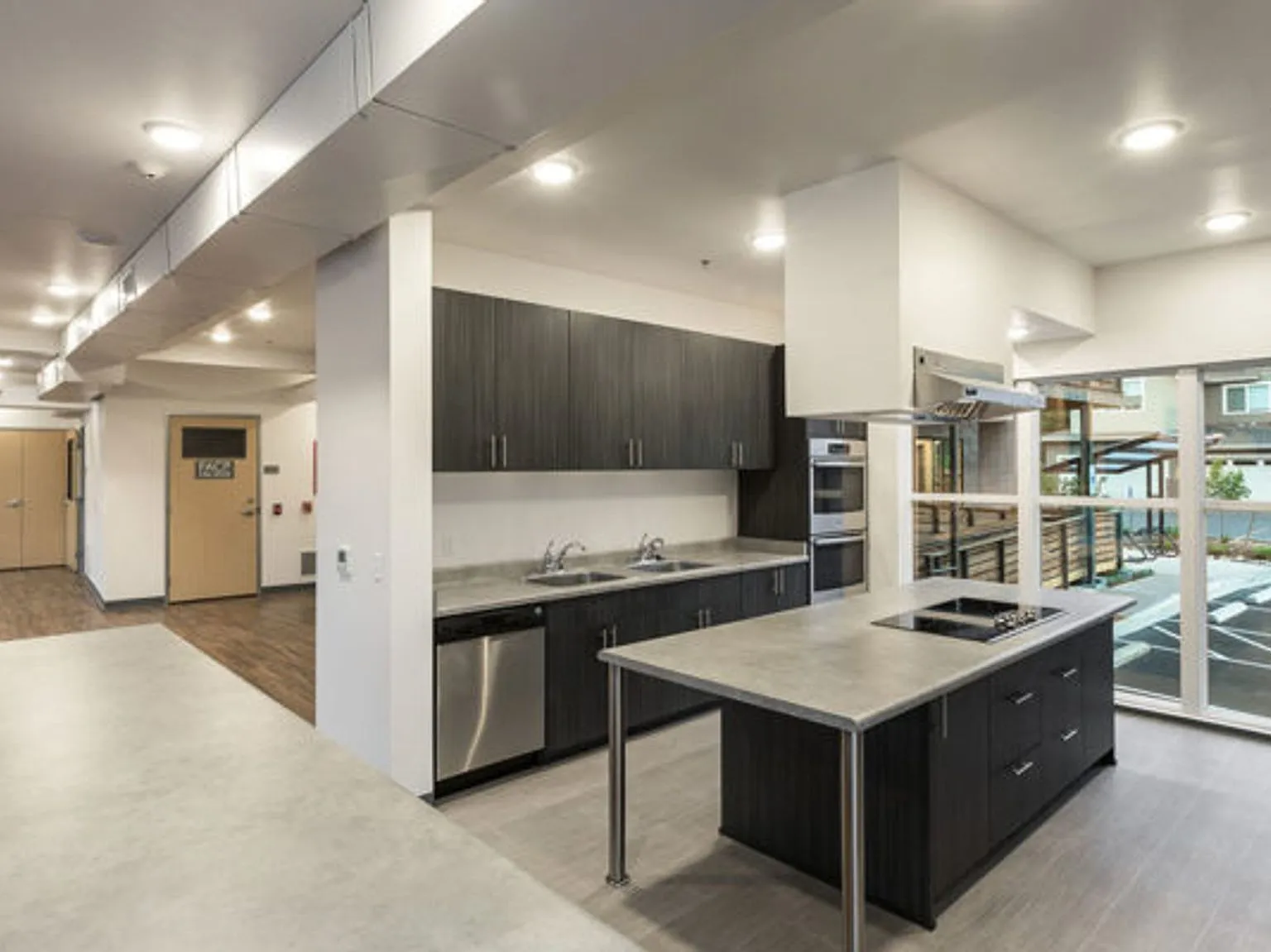 2333 Arapahoe Ave. — Photo 4