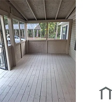 906 Oak St — Photo 7