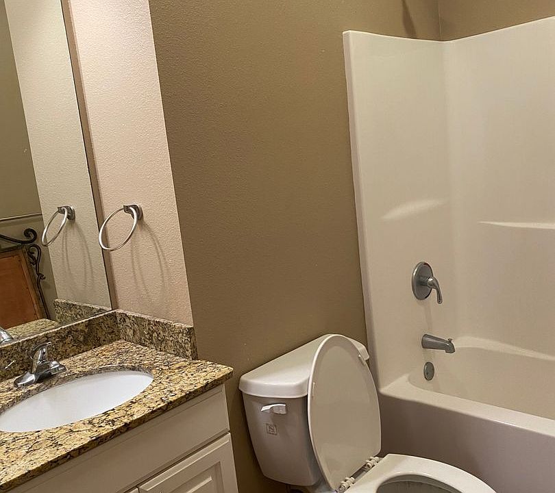 1700 Ethel & 200 Helen Duplexes Apartment Rentals Lake Charles, LA