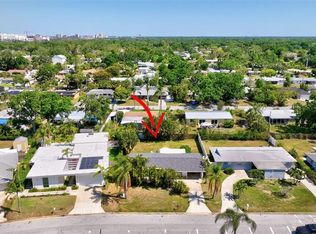 2307 Valencia Dr, Sarasota, FL 34239
