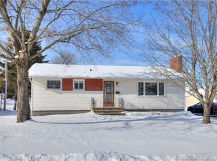 566 Scoullar St, Oromocto, NB E2V1H4