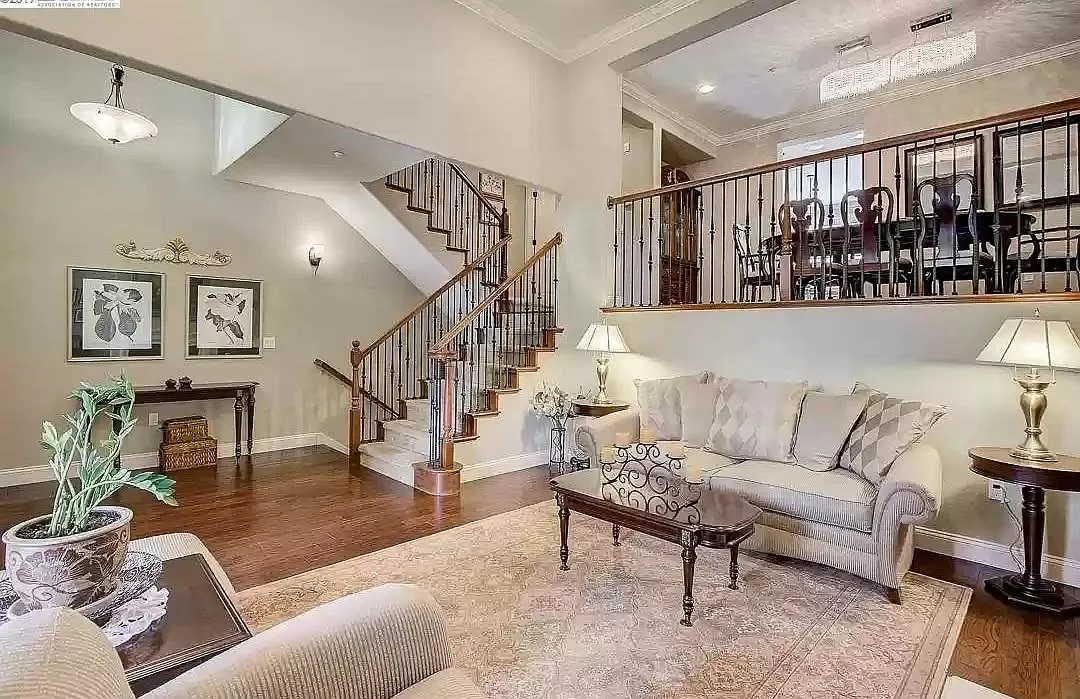 3686 Aviano Way — Photo 3