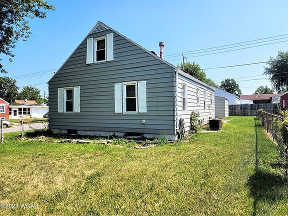 3rd image of 2393 Baywood Dr