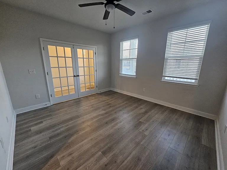 282 Juniata Loop — Photo 7