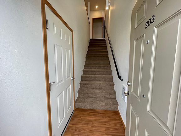 3rd image of 4205 E Poleline Ave #201