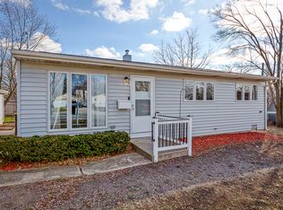 103 Wilshire Ct, Streamwood, IL 60107