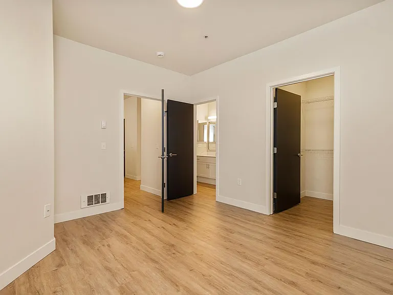 St. Theodore Apartments on Roosevelt! — Photo 23