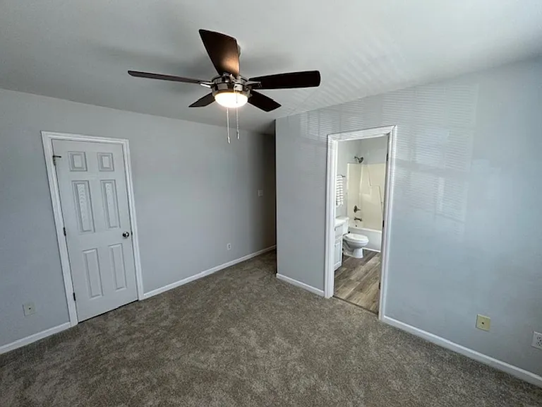 104 Piccadilly Ct — Photo 14