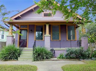 1538 Hillary St, New Orleans, LA 70118