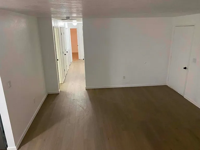 3136 Gordonia Dr — Photo 3