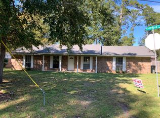 207 Kentwood Dr, Lufkin, TX 75901