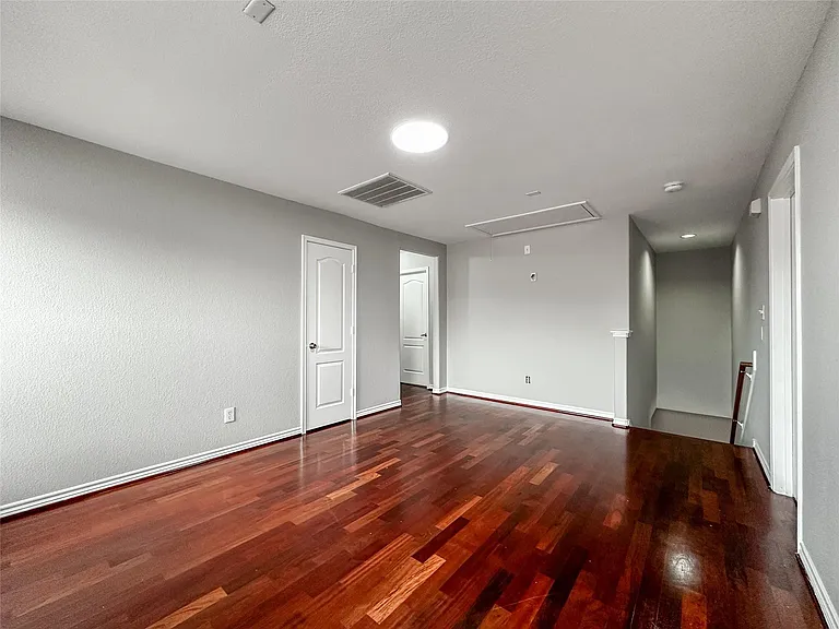 5739 Westminster Village Dr — Photo 26