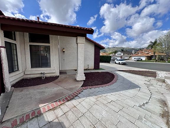 5th image of 10044 Rock Hill Dr