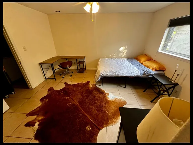 7010 Windrift Way — Photo 2