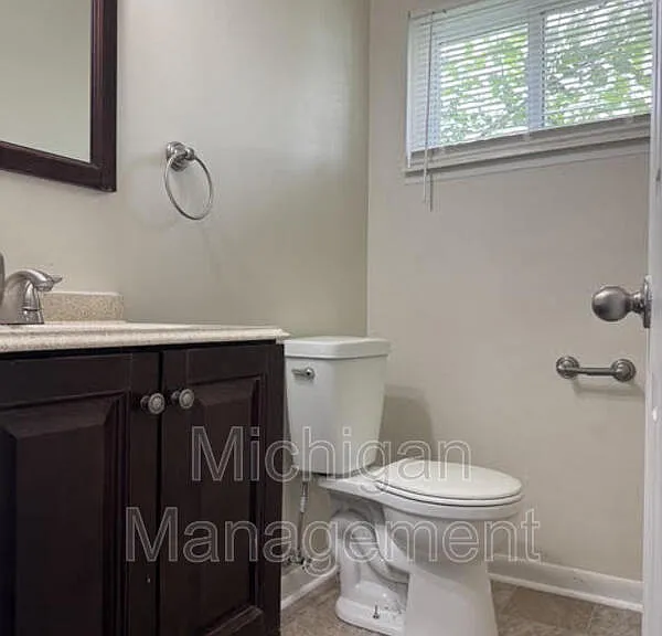 45299 Indian Creek Dr — Photo 10