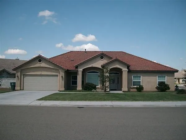 2641 Marie Dr photo 1