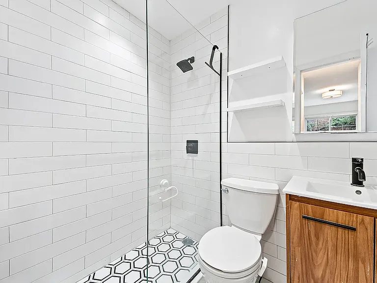 723 Prospect Pl #1 — Photo 3