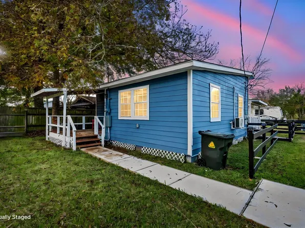 4126 Paladino St, Bacliff, TX 77518