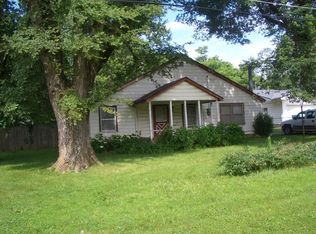 1857 N Marlan Ave, Springfield, MO 65803