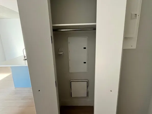 499 Concord Avenue image 7 of 9