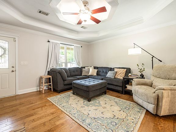 3rd image of 163 Lee Road 2158