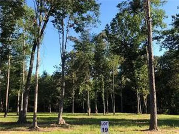 787 Sunrise Dr, Deville, LA 71328