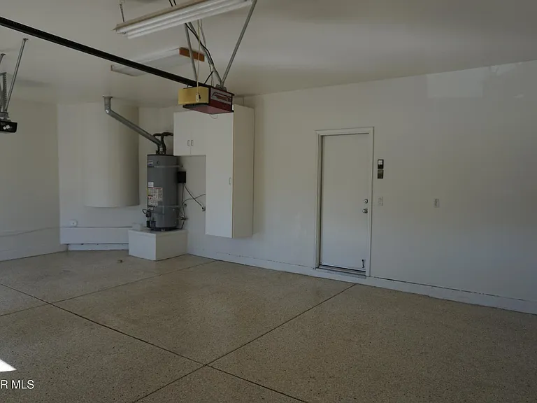 2033 Yellowthroat Pl — Photo 26