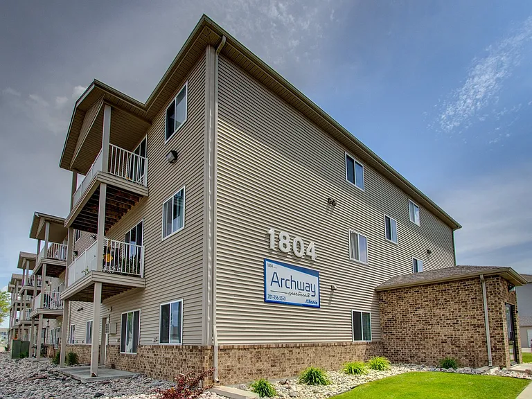 Archway Apartments — Photo 26