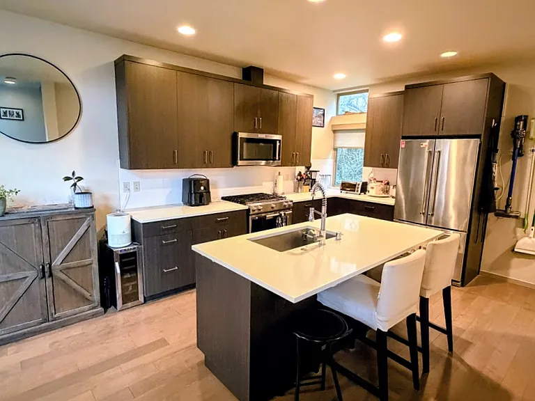 5006 Fauntleroy Way SW — Photo 12