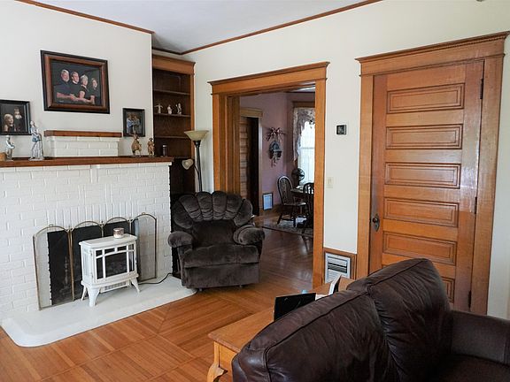 5th image of 1818 Galena Ave