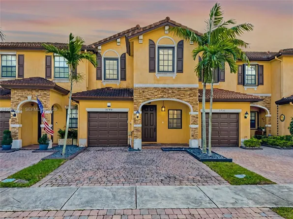 3740 NE 3rd Ct, Homestead, FL