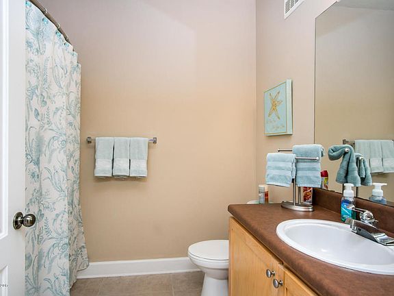 3rd image of 6450 Borasco Dr APT 2702