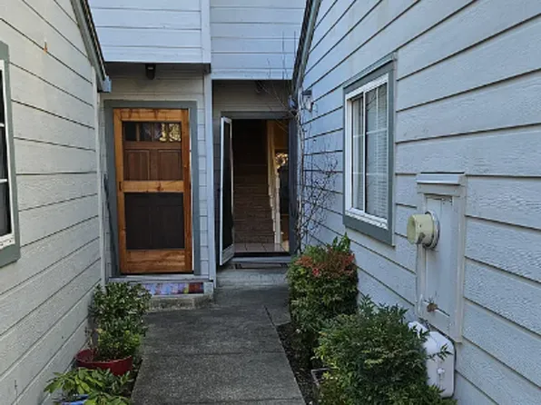 1287 Eardley Ave, Santa Rosa, CA 95401