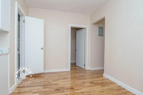 Rented by MySpaceNYC | media 11