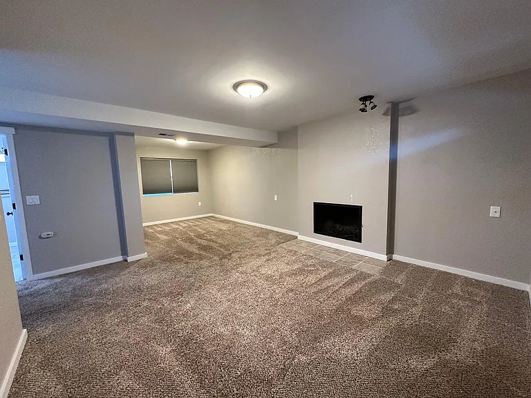 Lower Level - Master Bedroom
(carpet removed, LVP installed)