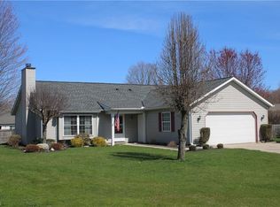 465 Tappan Oval, Madison, OH 44057