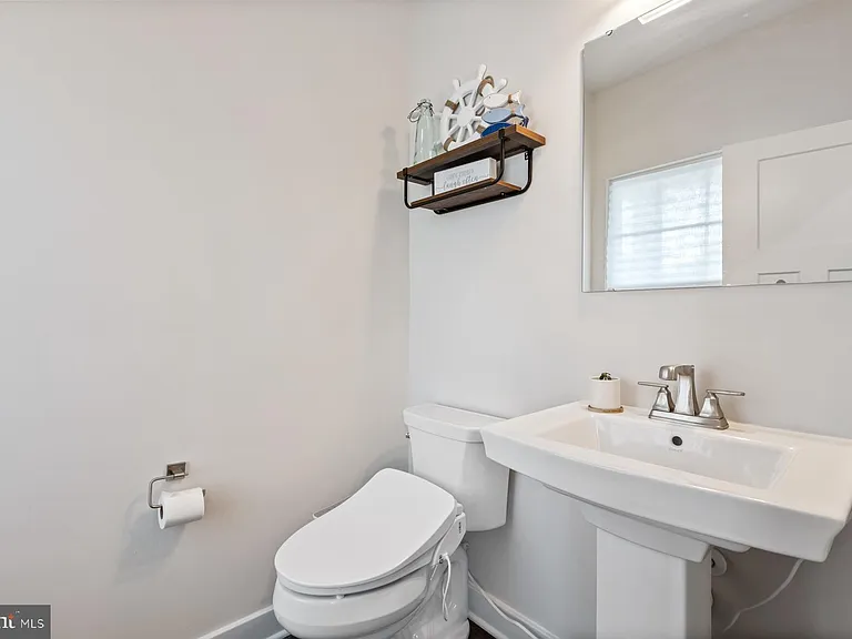 8378 Legacy Cir — Photo 41