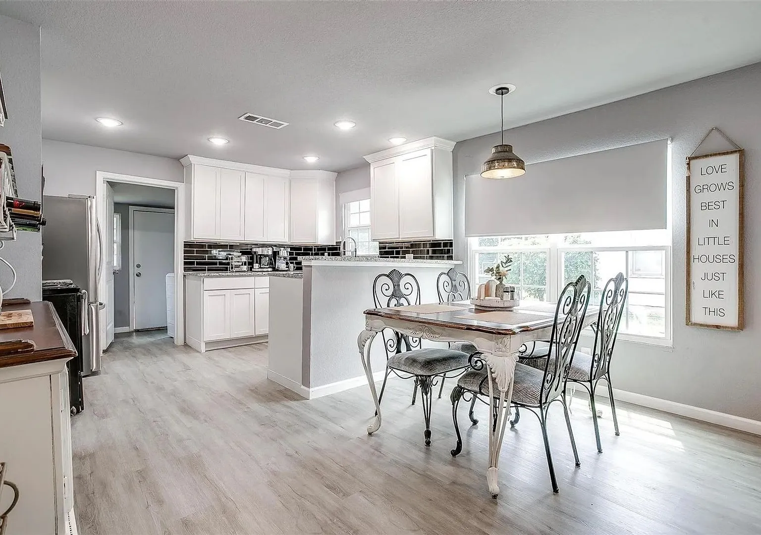 Charming, remodeled 2BR House in Fort Worth — Photo 3