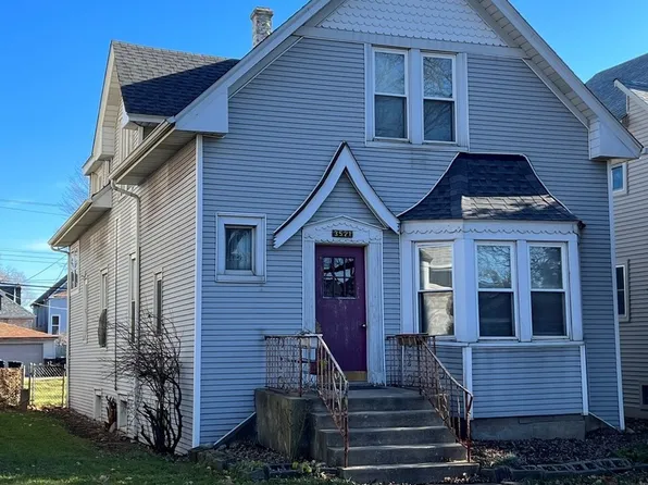 3521 N Keating Ave, Chicago, IL 60641
