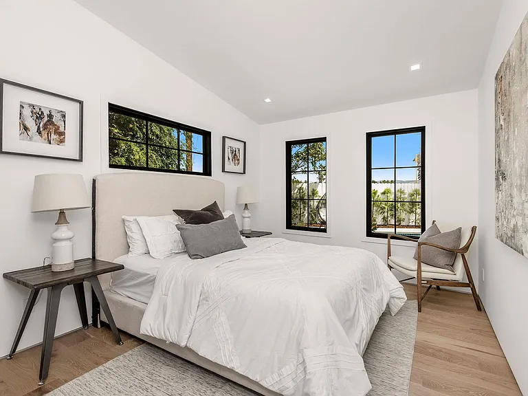 17115 Bullock St — Photo 17