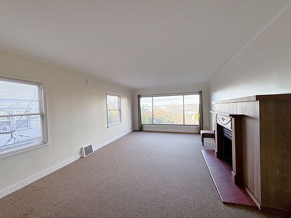 5th image of 715 N Forest St APT B