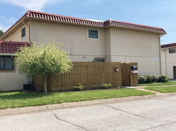 8333 Paso Del Norte Ct, Indianapolis, IN 46227