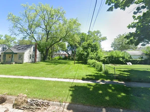 18232 Winthrop St, Detroit, MI 48235