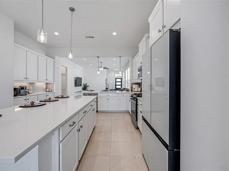 21130 Garden Palm Dr — Photo 9