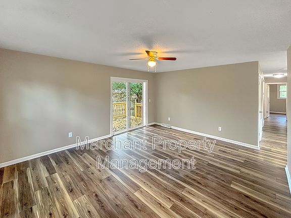 5th image of 4716 Old Spartanburg Rd