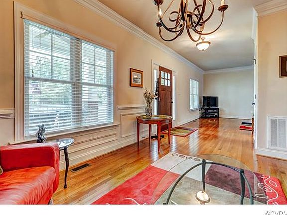 4th image of 10279 Deerlake Dr