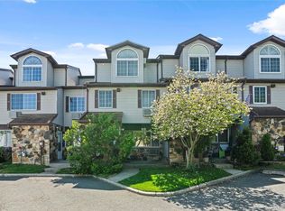 29 Croft Court, Staten Island, NY 10306