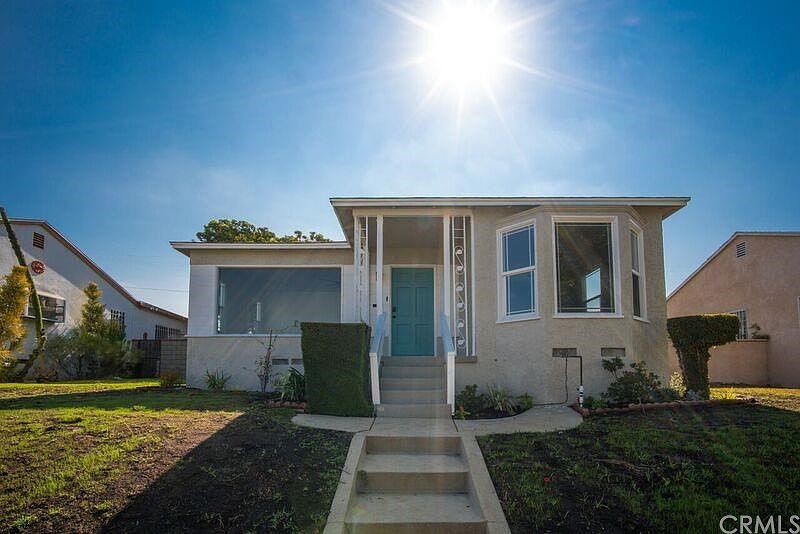 1st image of 10938 S Manhattan Pl